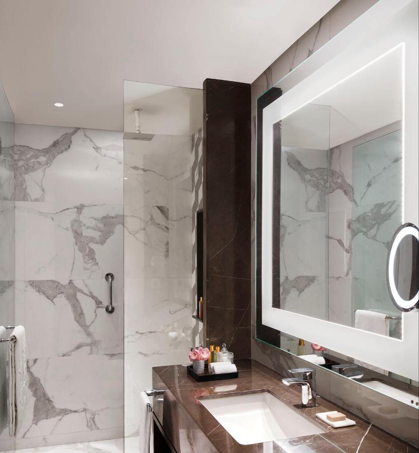 Taj Wellington Mews Chennai Hotel Eksteriør billede