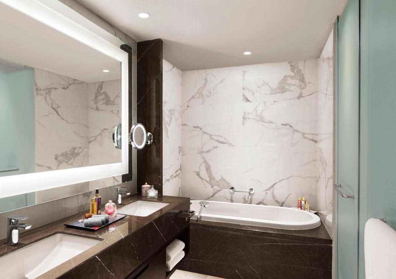 Taj Wellington Mews Chennai Hotel Eksteriør billede