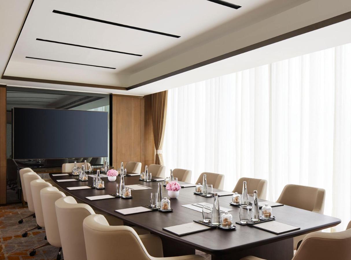 Taj Wellington Mews Chennai Hotel Eksteriør billede